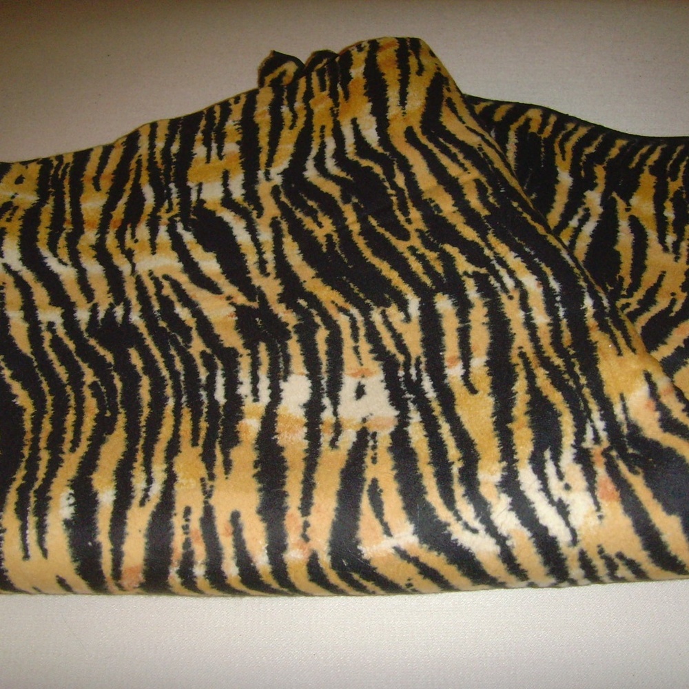 Tiger Print Flannel Fabric - 2 Yards/8 Inches - Picture 6 of 8